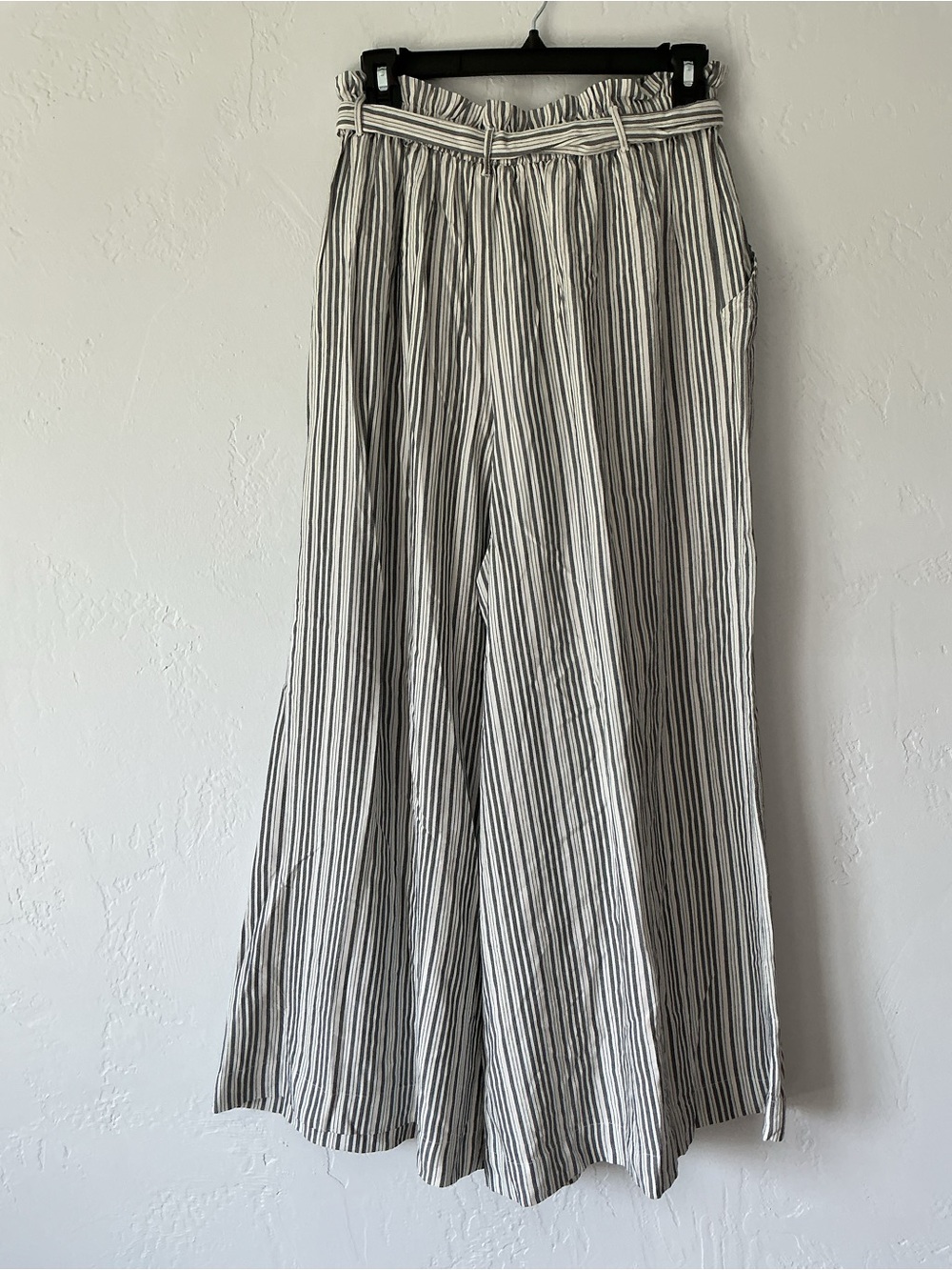 American Eagle Outfitters Wide Leg Black and White Striped Drawstring Pants - Picture 5 of 9